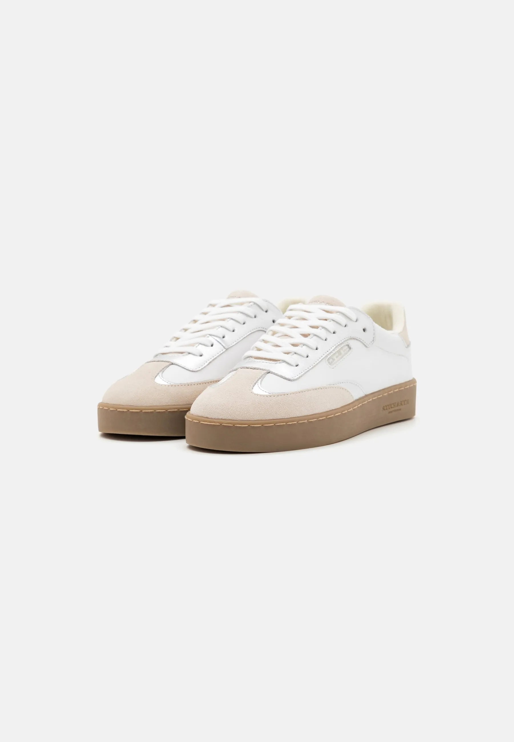 PLAKKA  - Sneakers basse