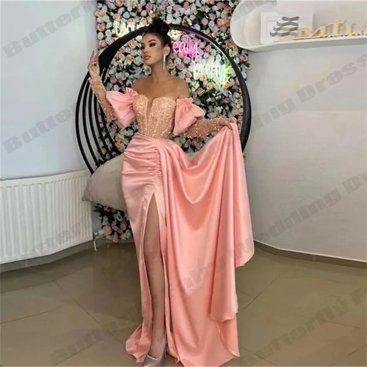 Splendidi abiti da ballo senza spalline da donna Abiti da cerimonia formali con paillettes in raso con spacco laterale a sirena